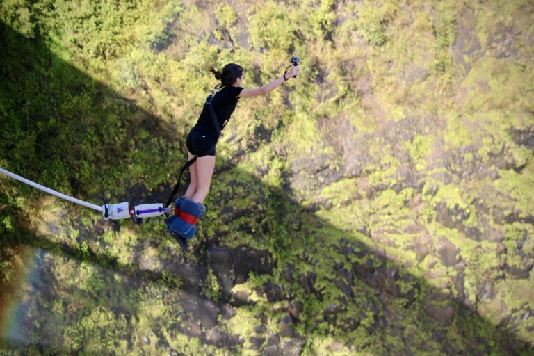 Dancing Up On The Daring Ledge